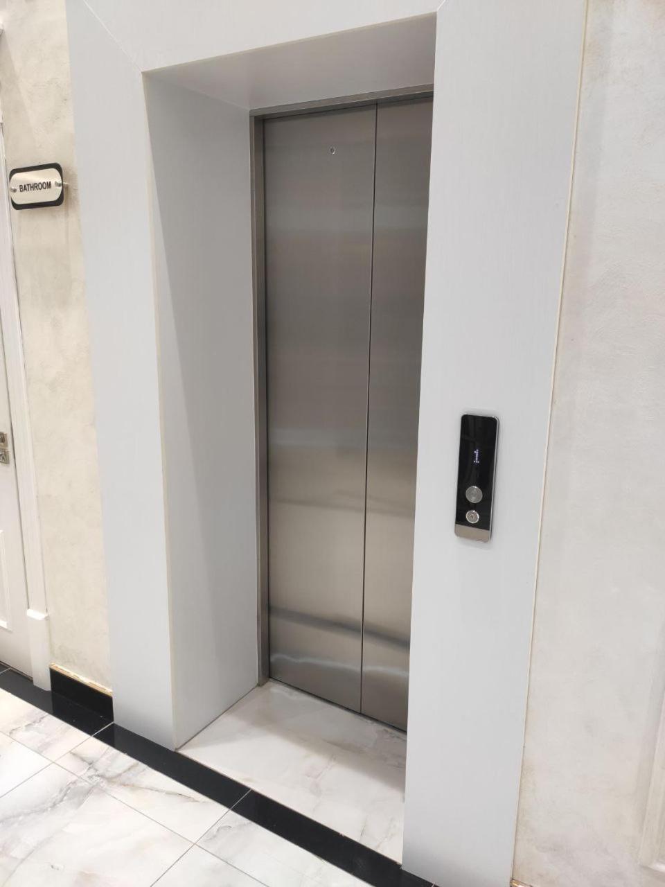 Status Hotel Карші Екстер'єр фото
