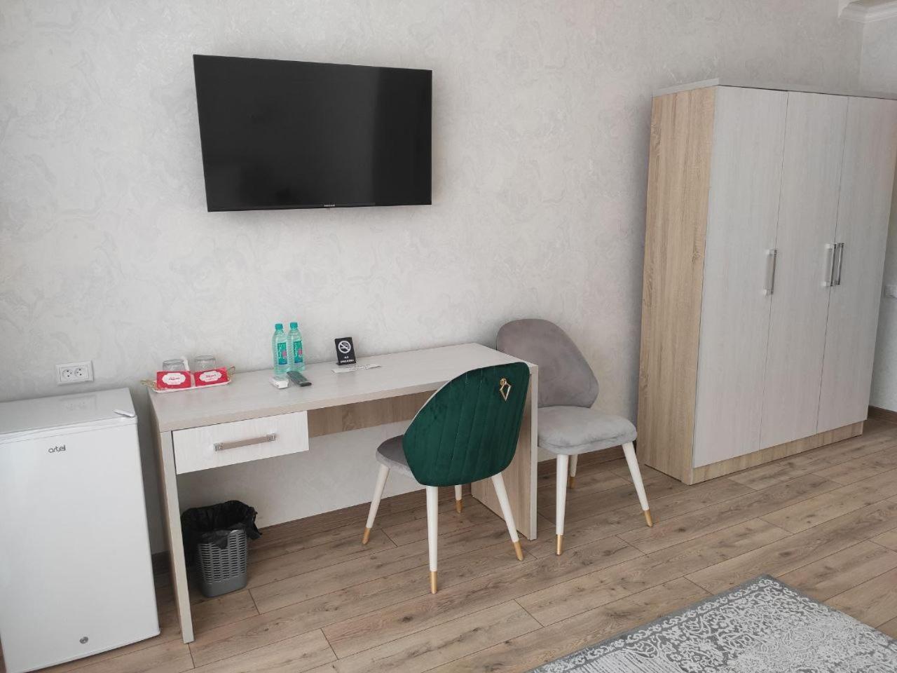 Status Hotel Карші Екстер'єр фото