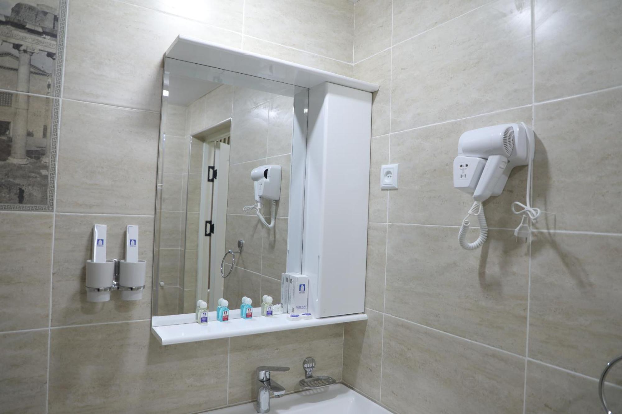 Status Hotel Карші Екстер'єр фото