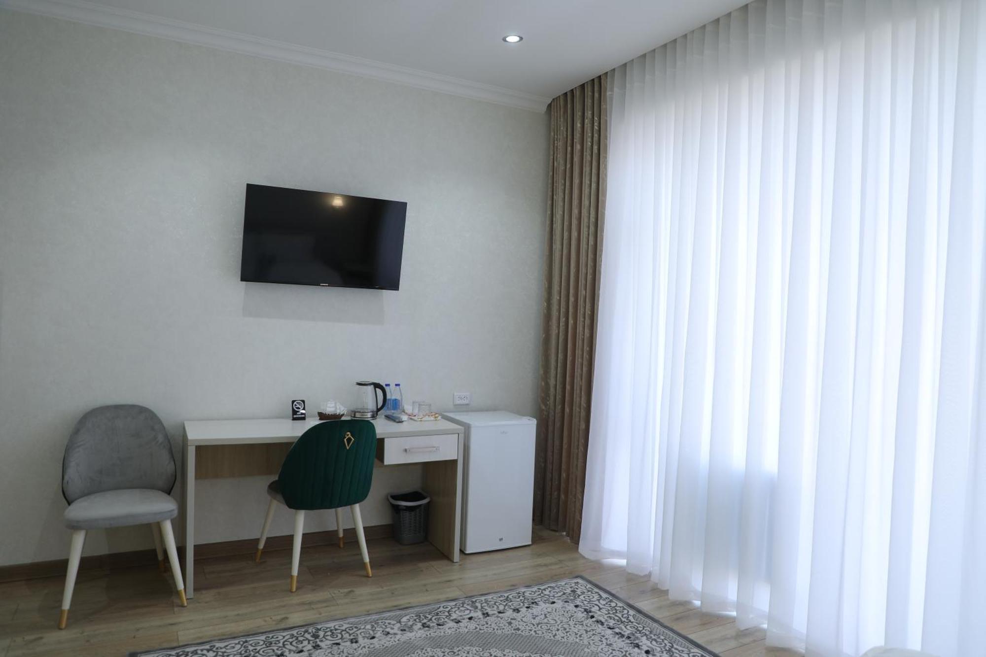 Status Hotel Карші Екстер'єр фото